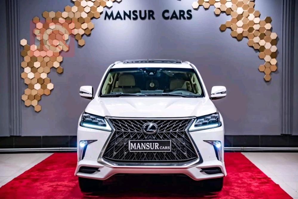 Lexus LX